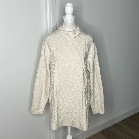 H&M Pullover Cable-knit Twisted Sweater Long Sleeve Cozy Neutral Small 5% Wool - Picture 1 of 10